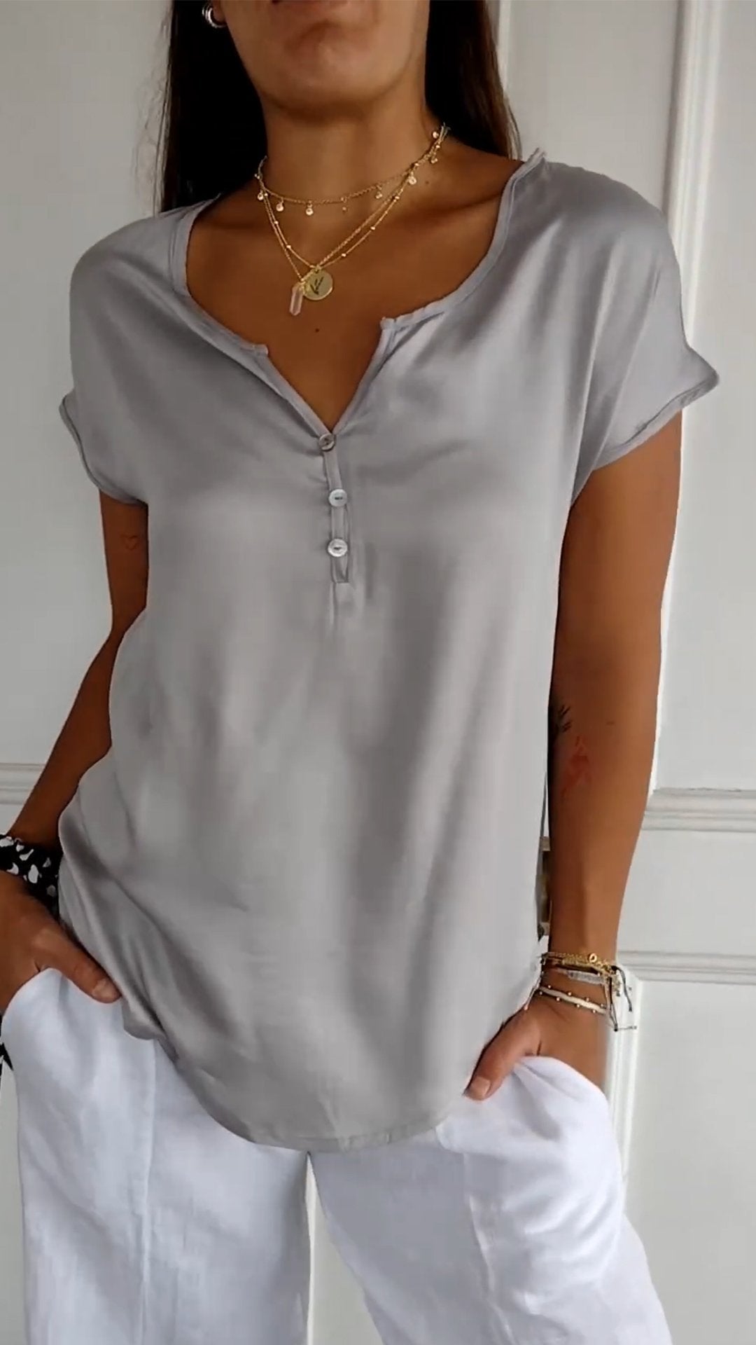 Phileine V-Neck T-Shirt: Comfort and Style