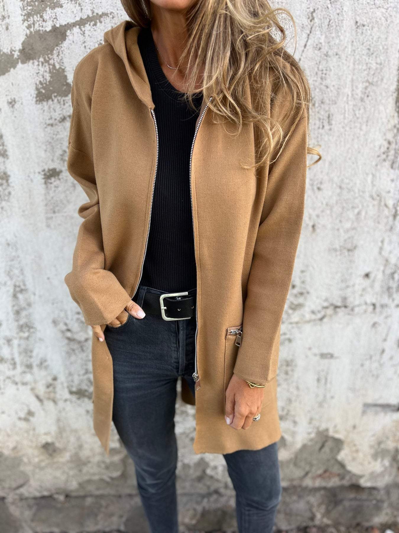 Langer Kapuzenpullover für Damen von Fudus