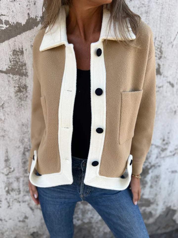 ModeGeist | Kurze Jacke mit Kontrastkanten Moderner Schnitt Zeitloses Design
