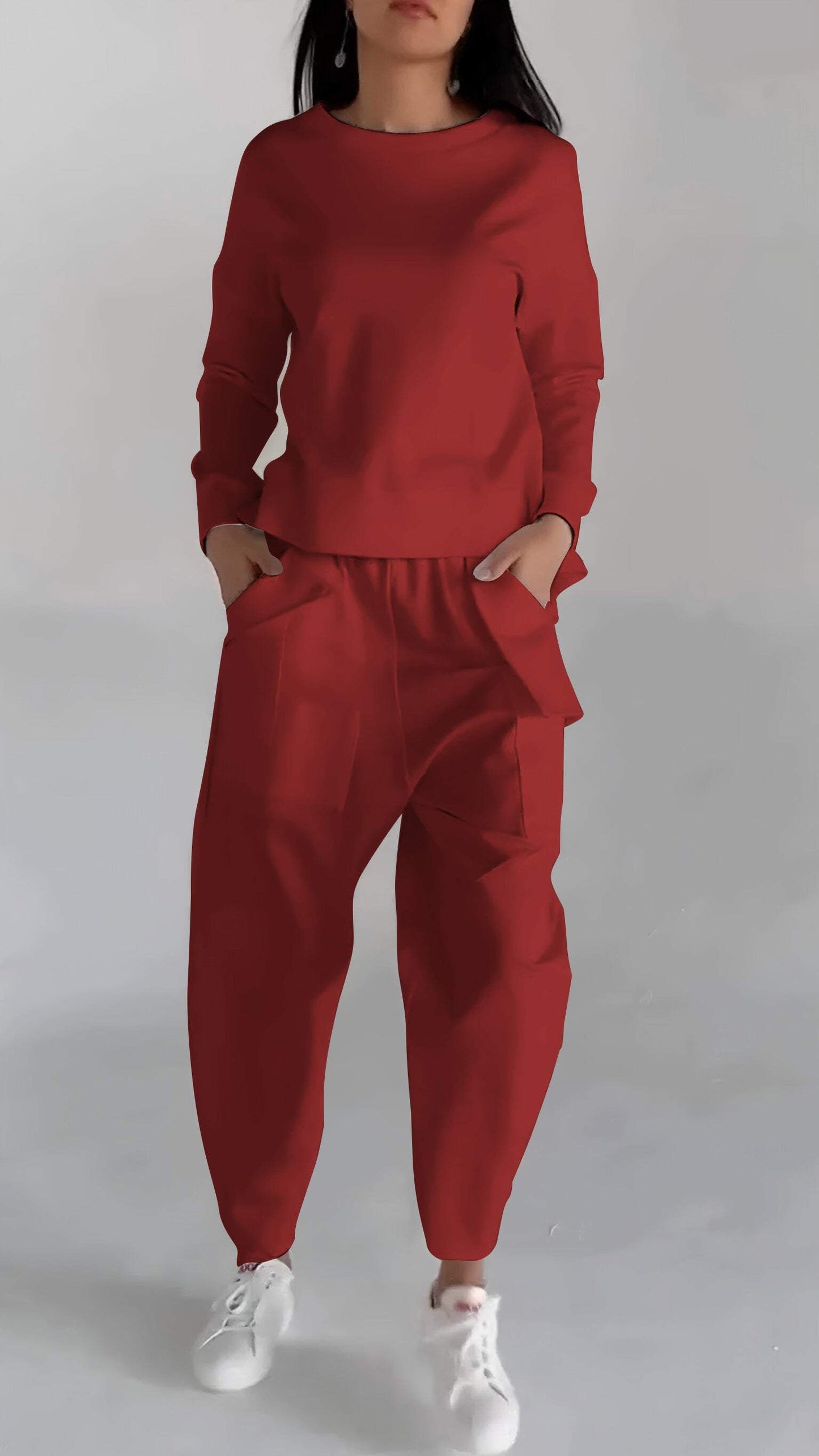 ModeGeist | Funktionales Damensatz mit Leichtem Pullover Look