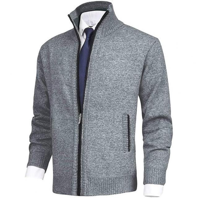Warme Winterstrickjacke Torsten im klassischen Stil