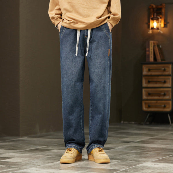 Mike: Straight Jeans im japanischen Stil