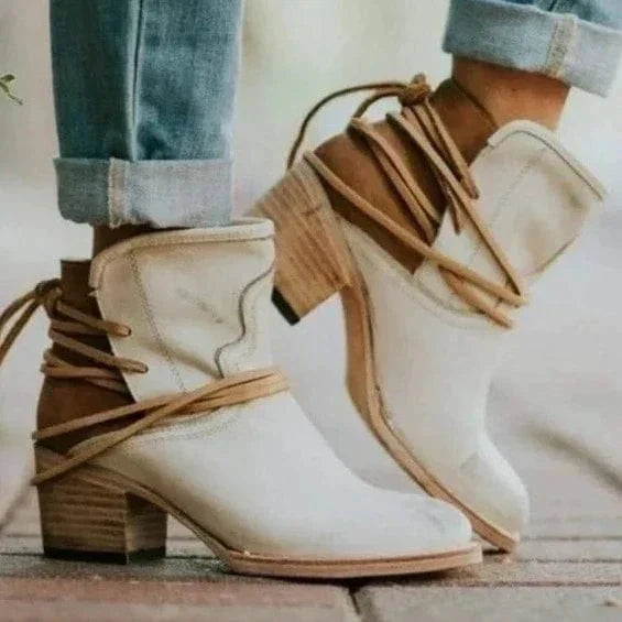Benedikta Lederstiefel: Selbstbewusstsein im Auftritt