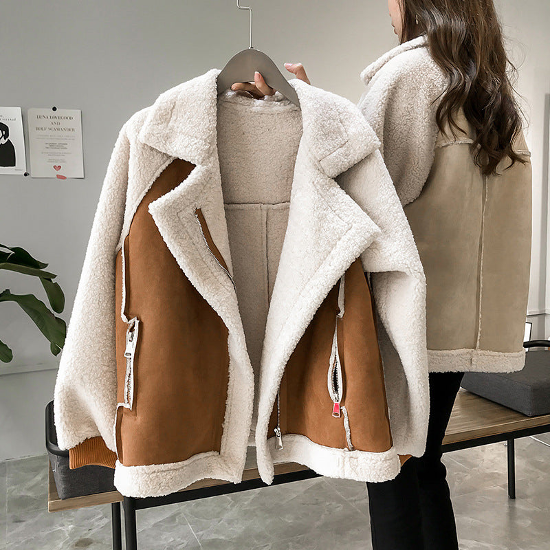 ModeGeist | Moderner und Minimalistischer Mantel