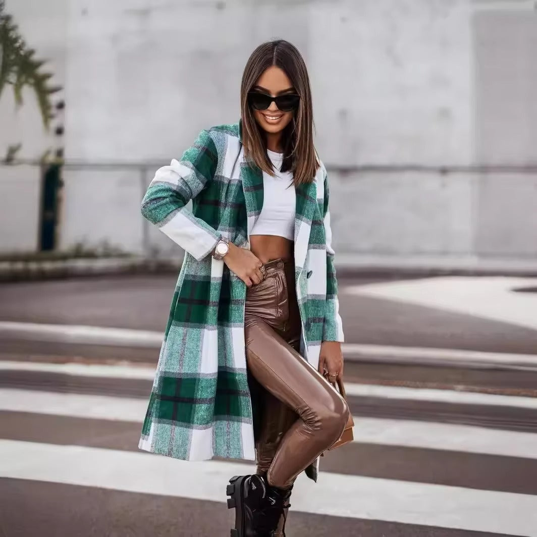 Langer Vintage Wollmantel Sofia – Kariert