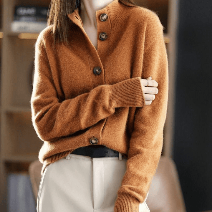 Damen-Strickjacke mit Knöpfen