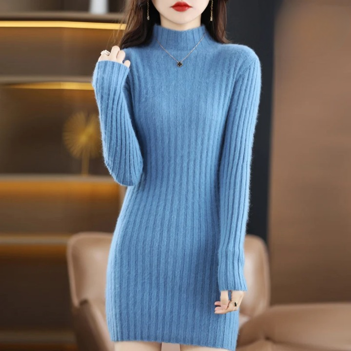 Stilvolles, wärmendes Pulloverkleid für Damen – Galina