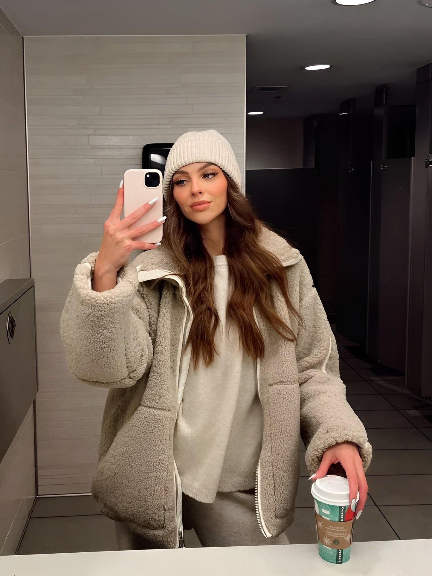 ModeGeist | Teddyjacke In Cremeweiß