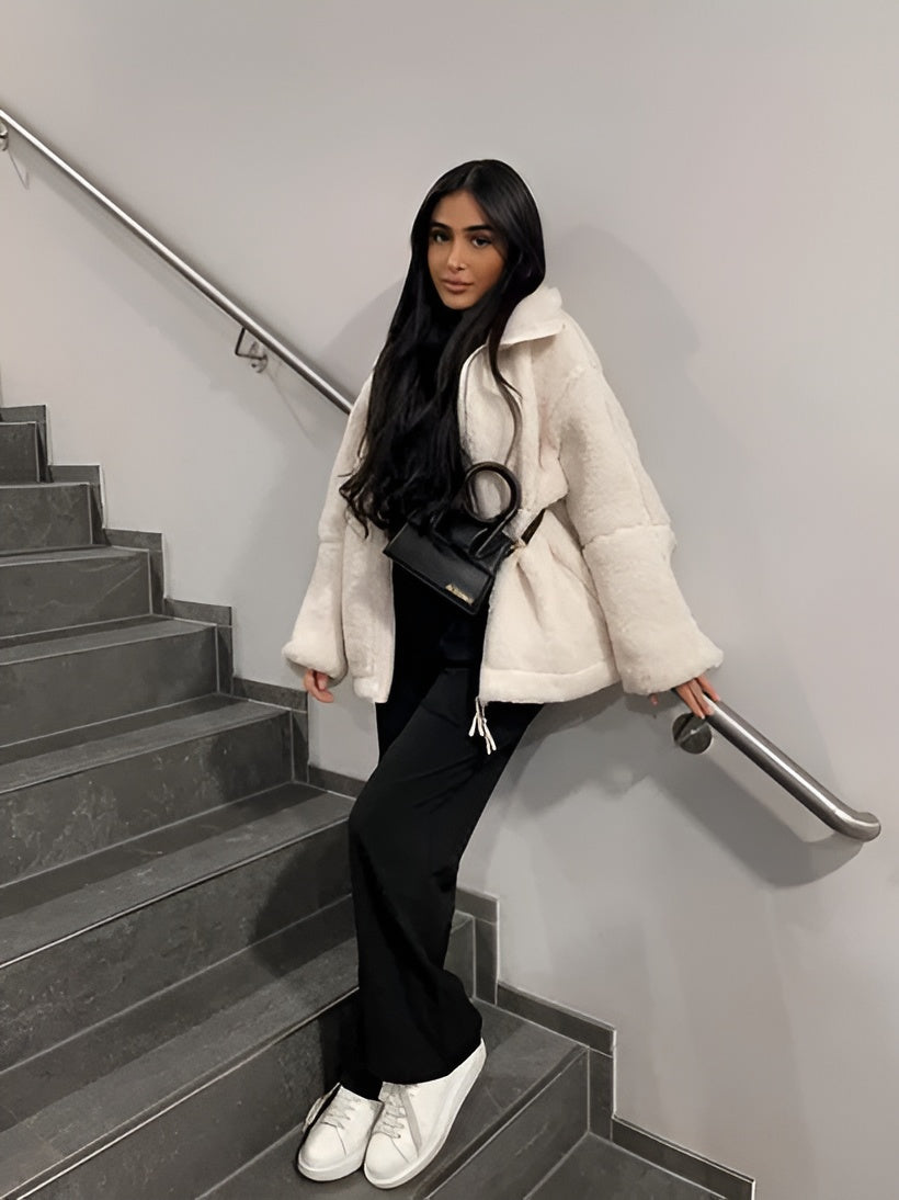 ModeGeist | Teddyjacke In Cremeweiß