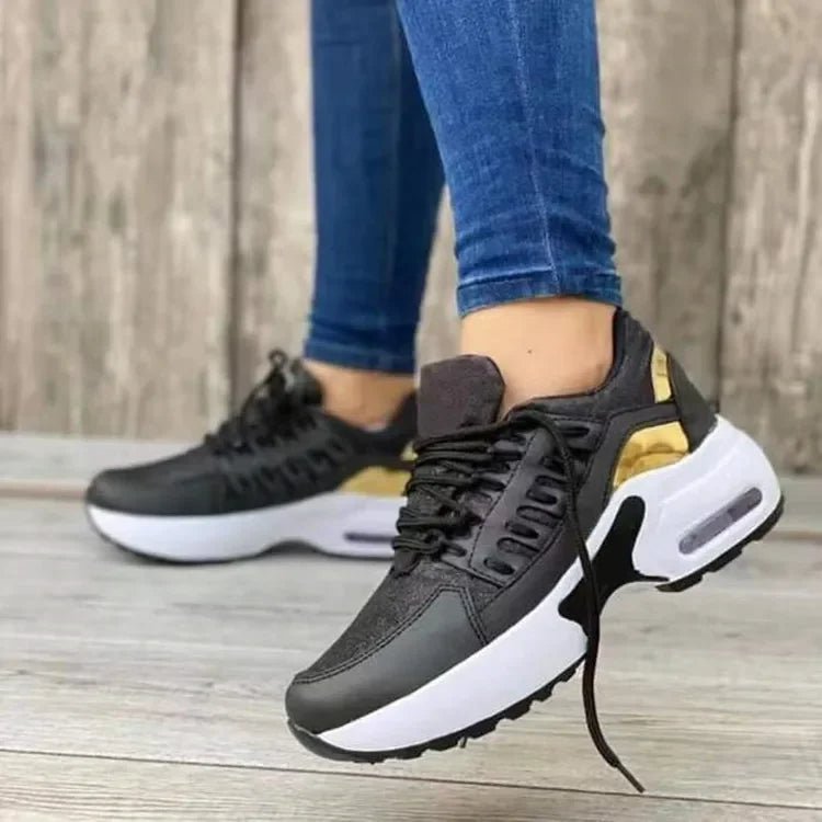 Anji Plateau Sneaker