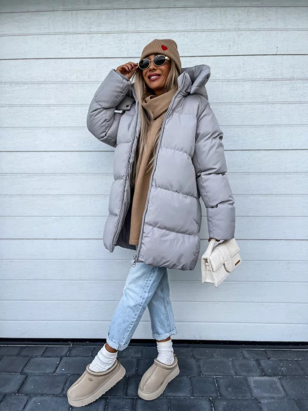 ModeGeist | Elegante und leichte Daunenjacke für Damen