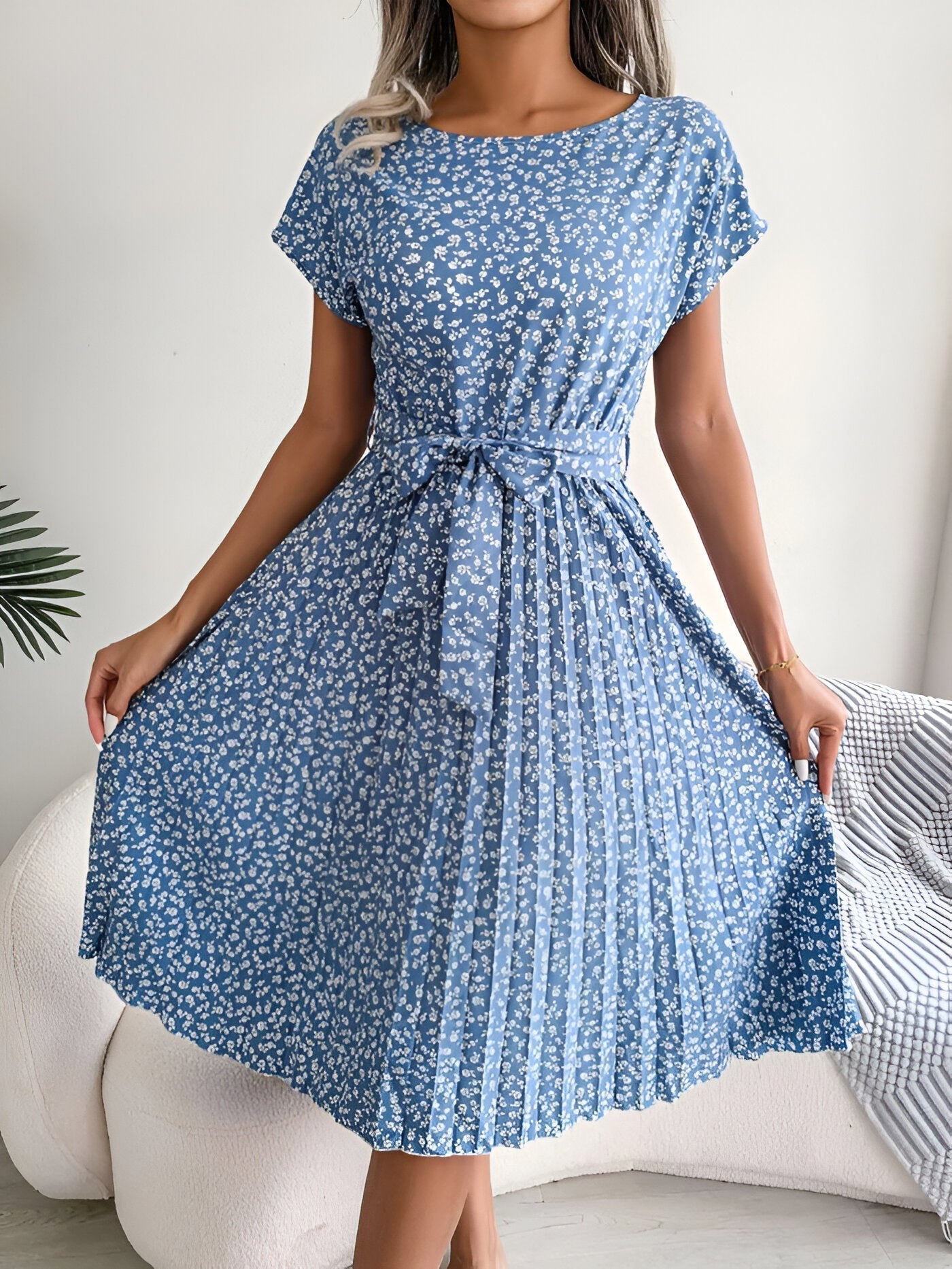 MODEGEIST Damen Plissee-Kleid Blumenmuster A-Linie Kurzarm Sommerkleid