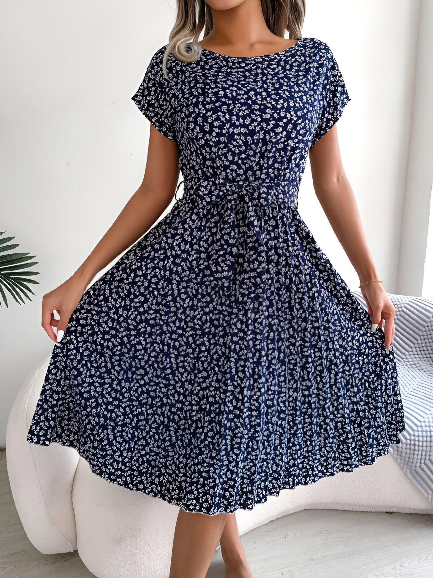 MODEGEIST Damen Plissee-Kleid Blumenmuster A-Linie Kurzarm Sommerkleid
