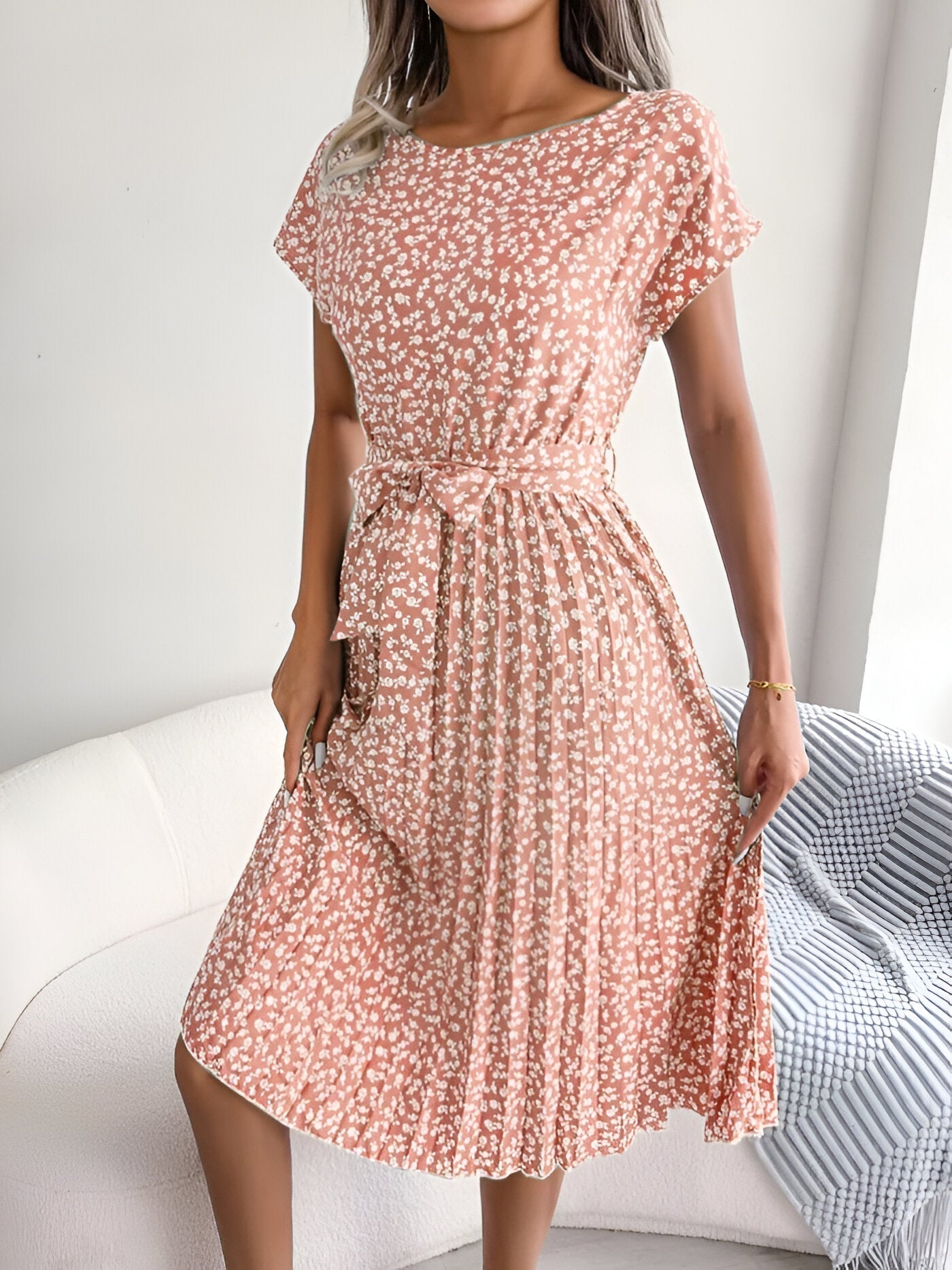 MODEGEIST Damen Plissee-Kleid Blumenmuster A-Linie Kurzarm Sommerkleid
