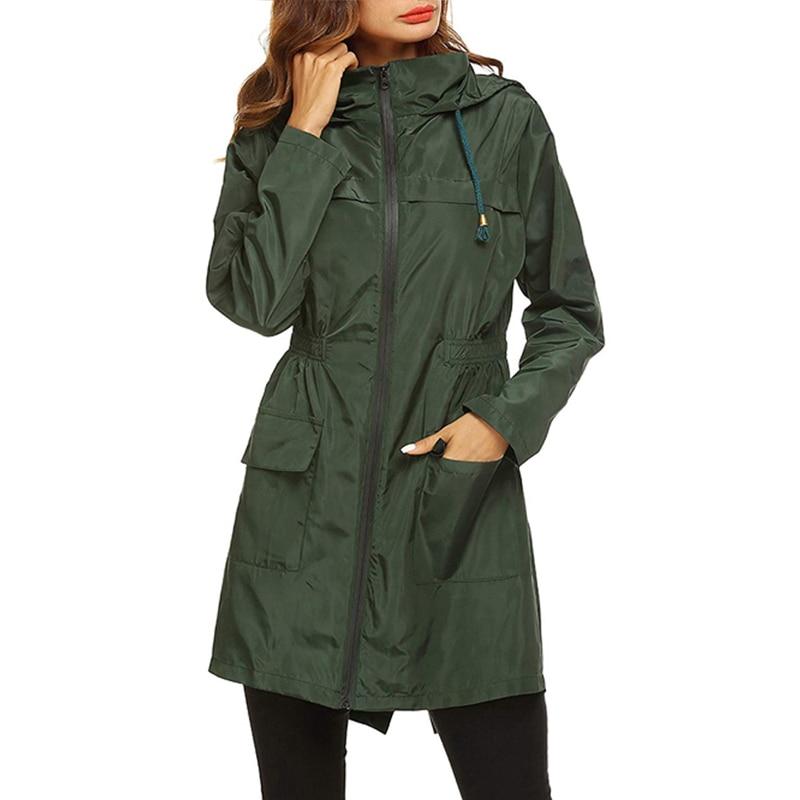 ModeGeist | Lange Wasserdichte Damenjacke mit Kapuze