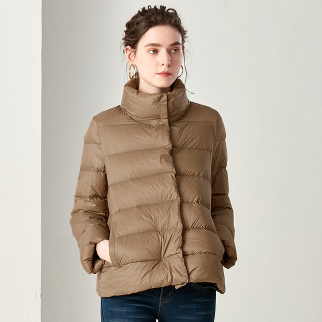 ModeGeist | Elegante Feder Ultra Light Daunenjacke Plus