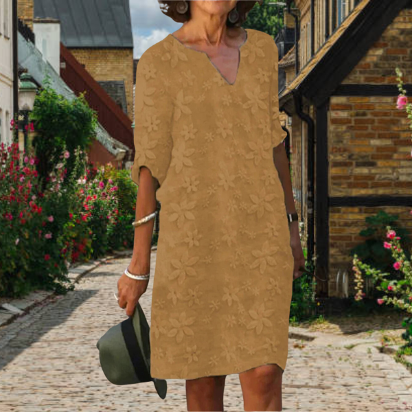 Elegantes Leinenkleid von Janet mit Blumenmuster