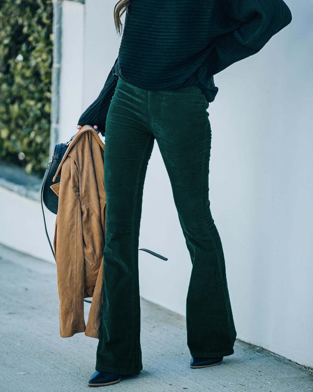 Stretch-Hose Hope: Modisches Schlaghose-Design