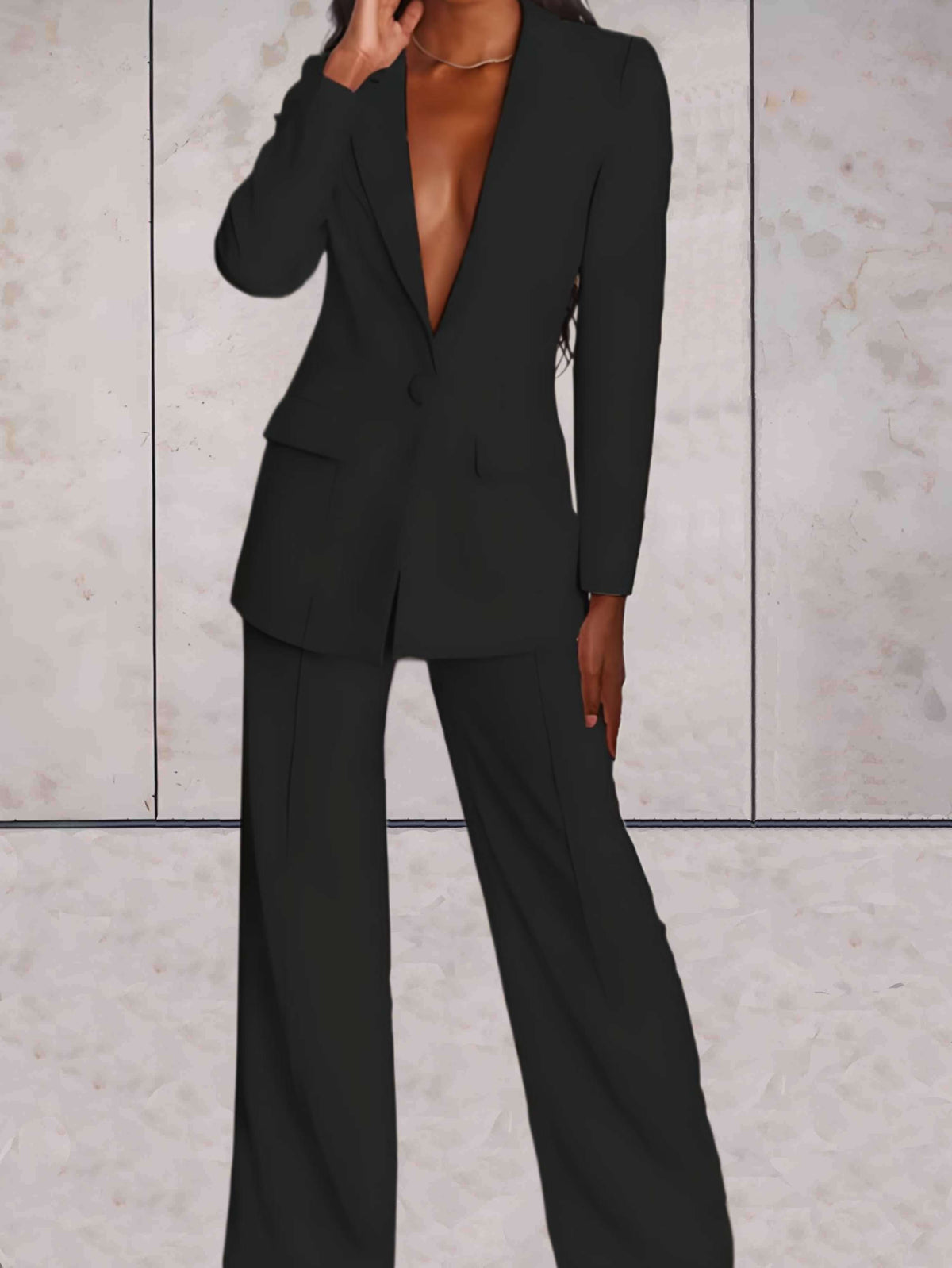 Damen-Business-Anzug: Sakko und weite Hose (2-teilig)
