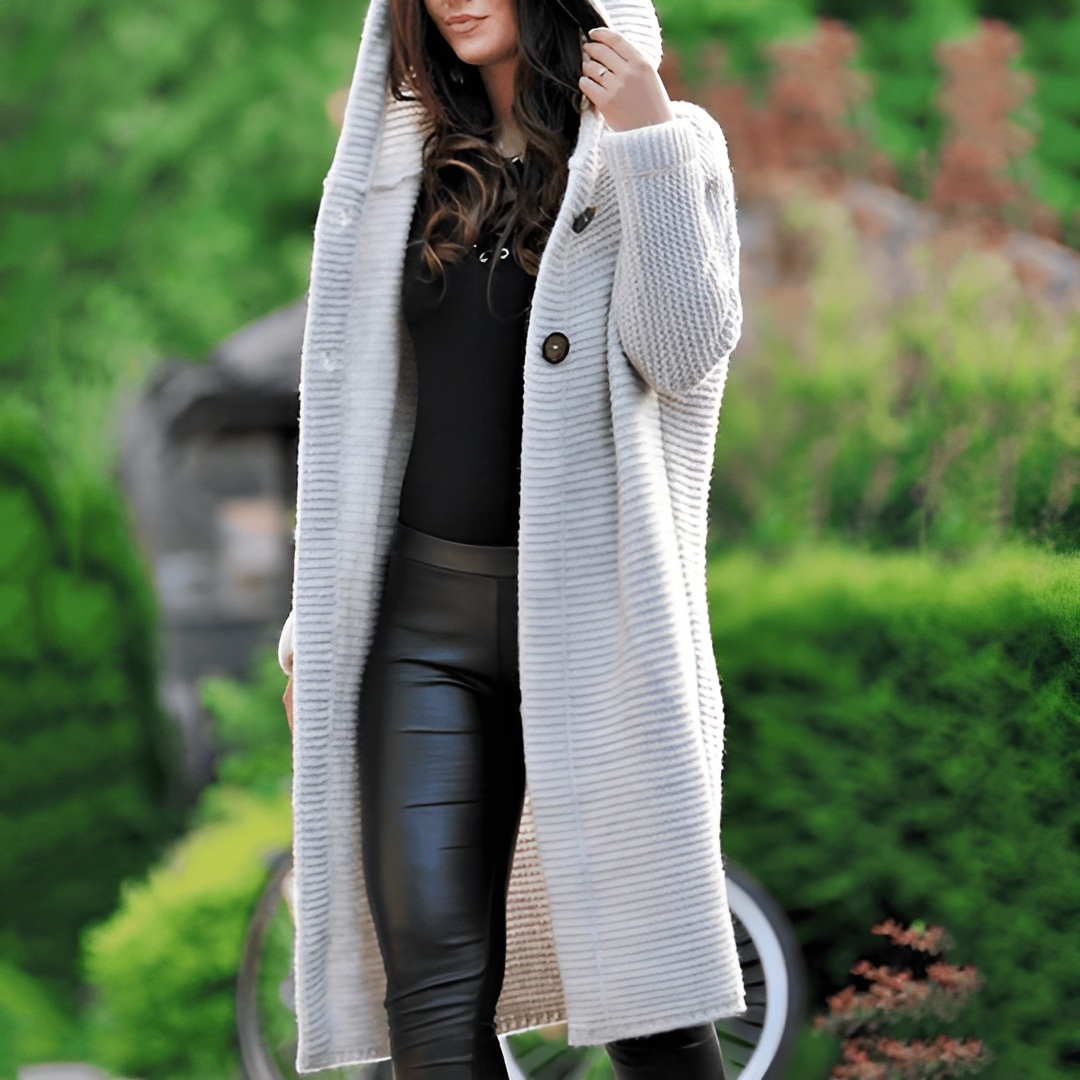 ModeGeist | Eleganter Langer Cardigan Aus Strick
