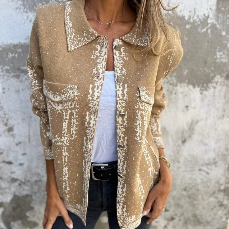 ModeGeist | Schicker Blazer mit Taschen für Frauen