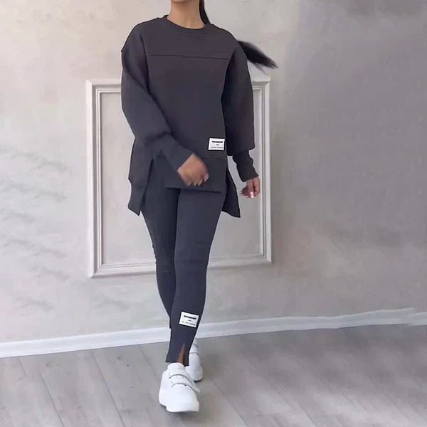 MARIA: Oversized Sweatshirt and Leggings Set