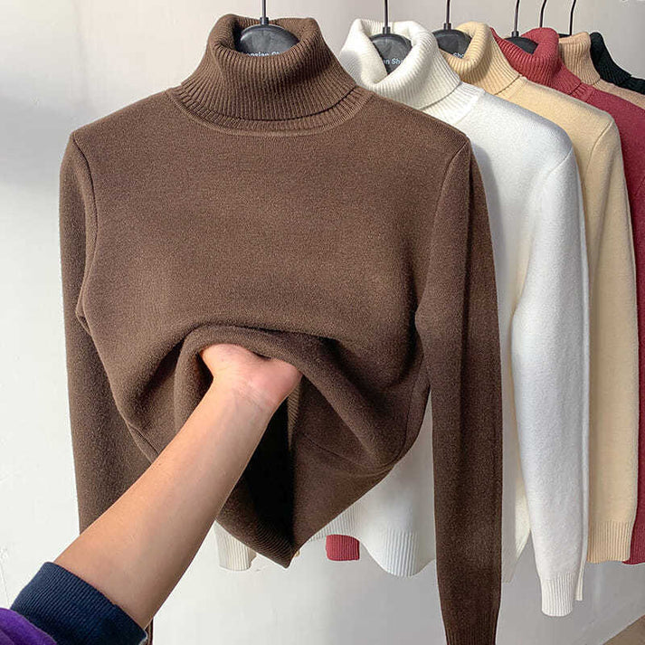 ISOLDE –  Trügerischer Rollkragenpullover