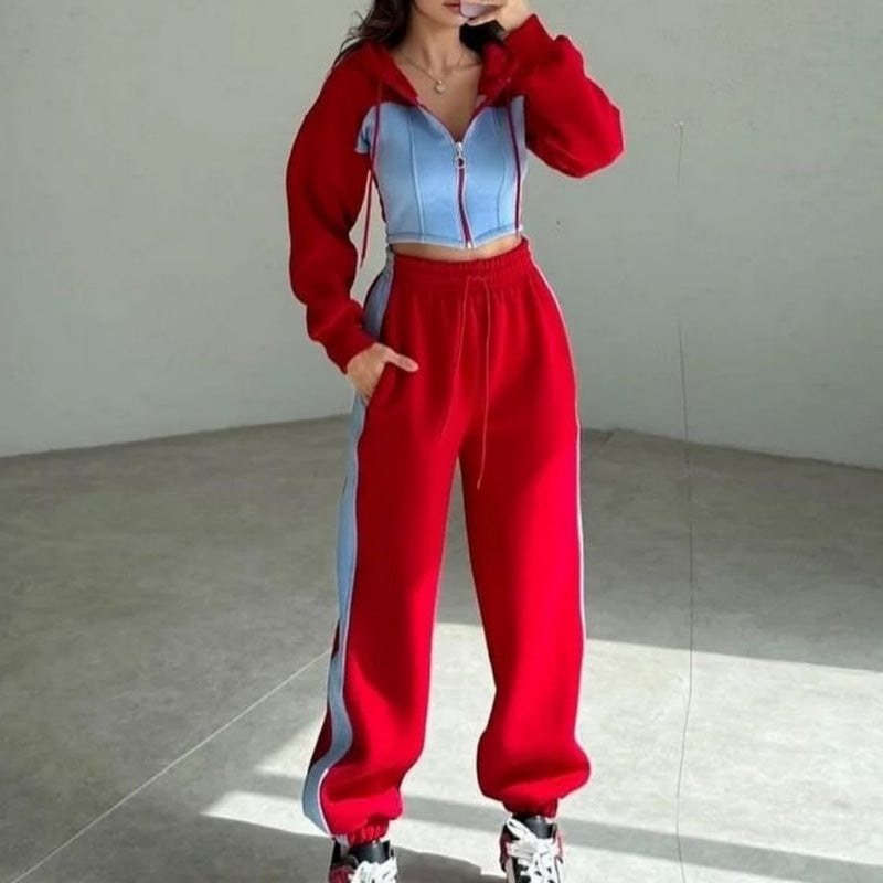 Modernes Damen-Set mit Farbblock-Jacke und Hose von Kelly