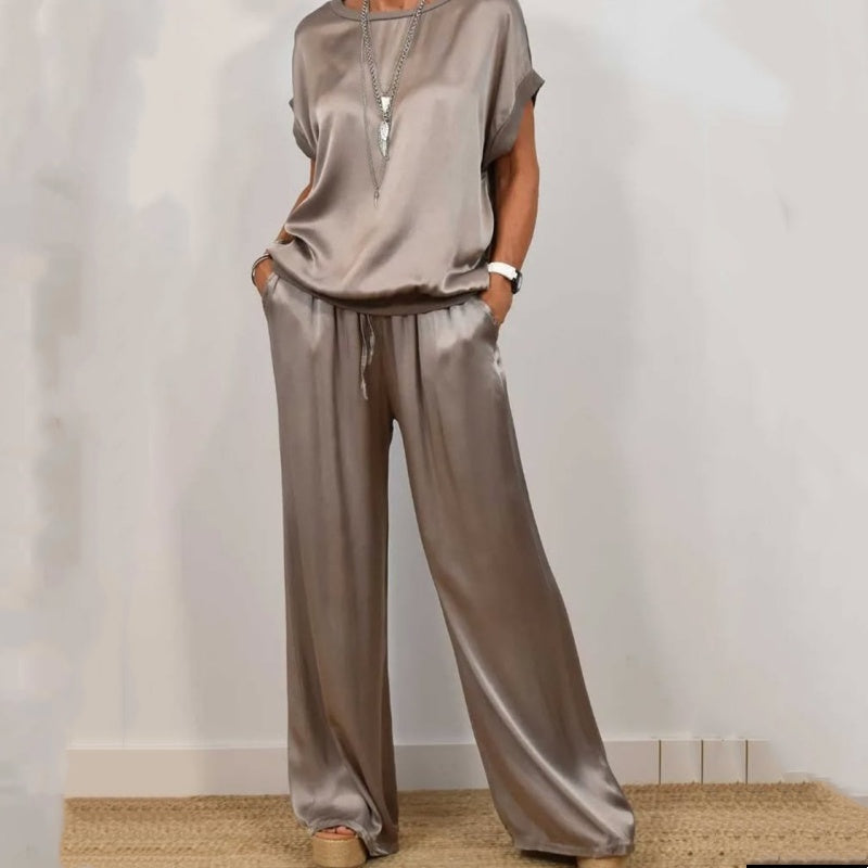 Satinkleid und fließende Hose: DENISE Set