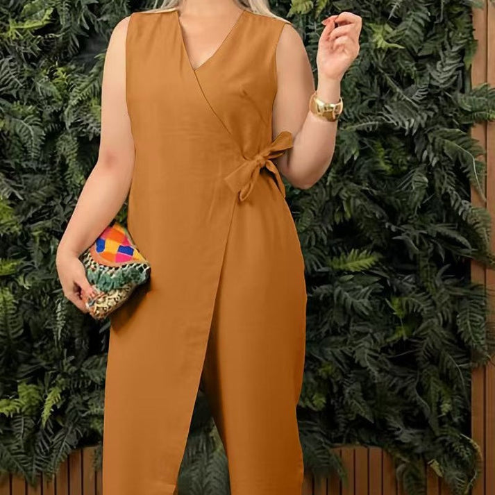 Wickel-Jumpsuit von AIMEE, ärmellos, mit Schleife