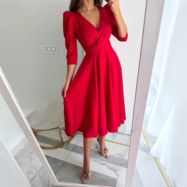 TÜLAY - Midikleid mit V-Ausschnitt und Plissee