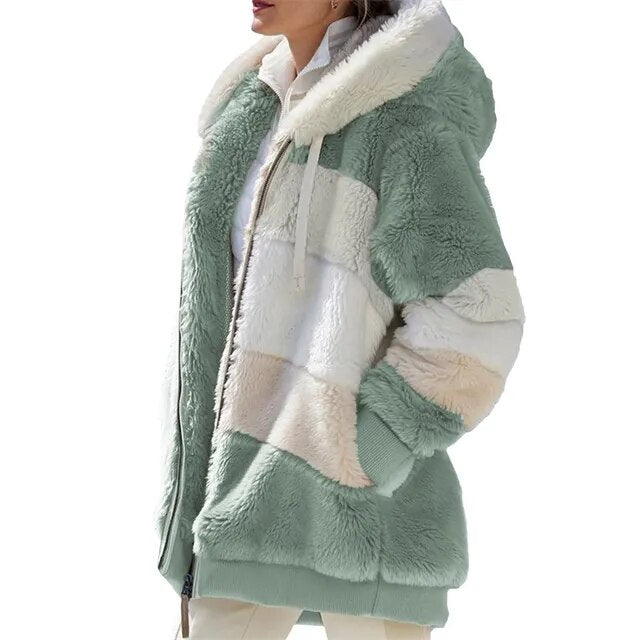 Modische Teddyjacke für Damen – Modell Karin