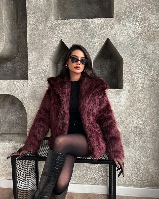 ModeGeist | Luxuriöse Pelzjacke Faux Fur Elegant und Trendy