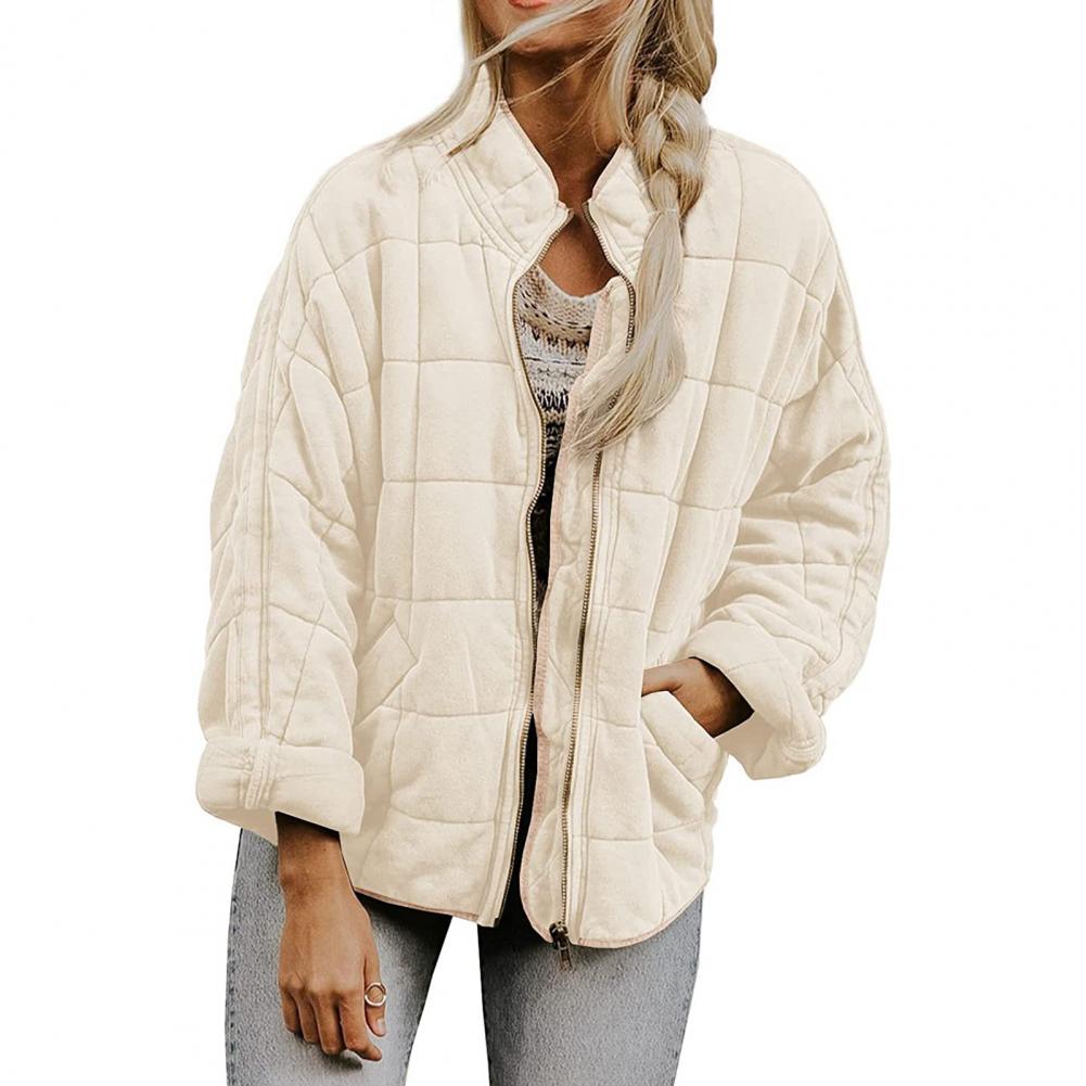 ModeGeist | Elegante und warme Streetwear-Jacke