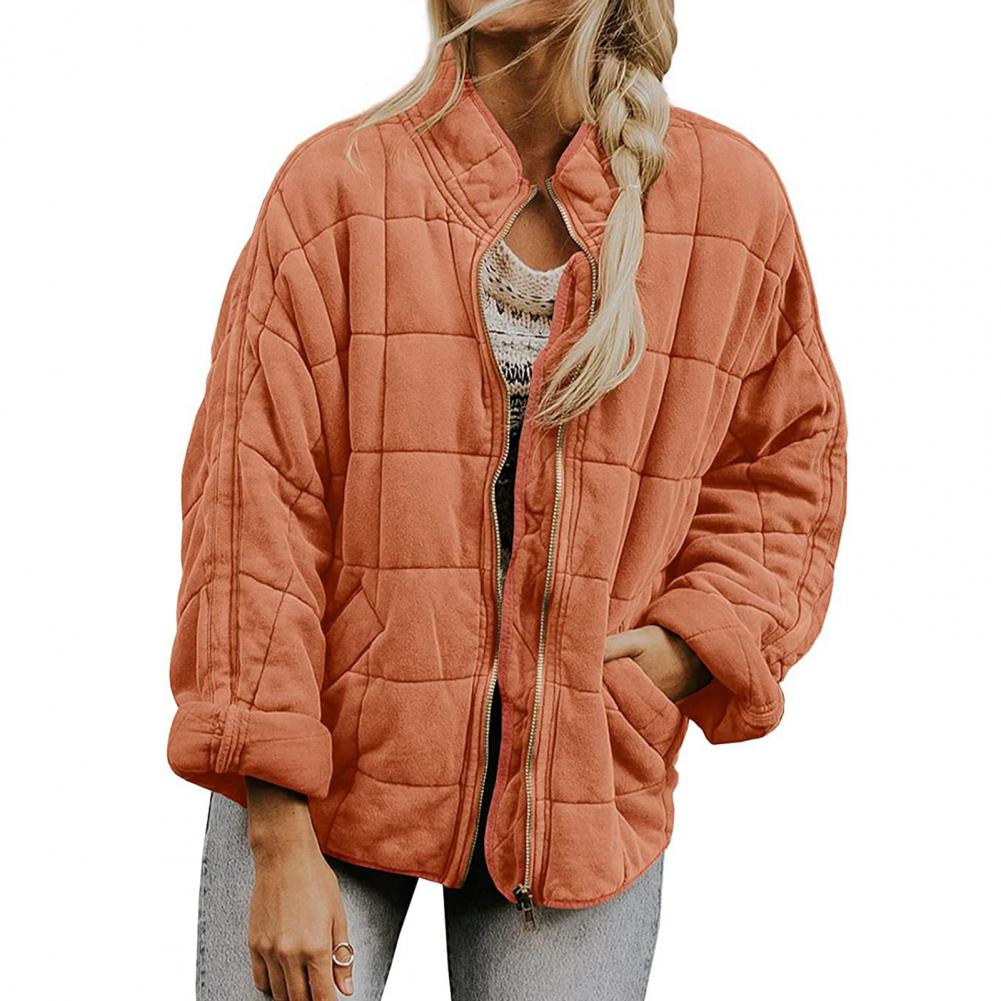 ModeGeist | Elegante und warme Streetwear-Jacke