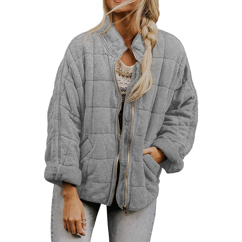 ModeGeist | Elegante und warme Streetwear-Jacke
