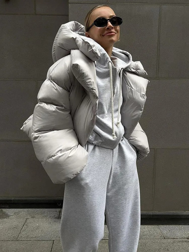 Kurze, gesteppte Damen Kapuzenjacke aus Baumwolle von Renata