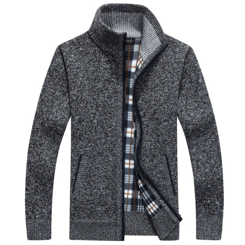 ModeGeist | Strickjacke mit Karofutter Wollmischung Warm und Stilvoll