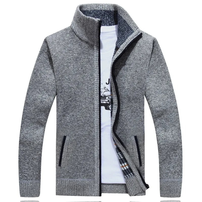 ModeGeist | Strickjacke mit Karofutter Wollmischung Warm und Stilvoll