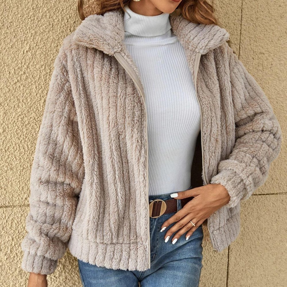 ModeGeist | Lässige Plüsch Strickjacke