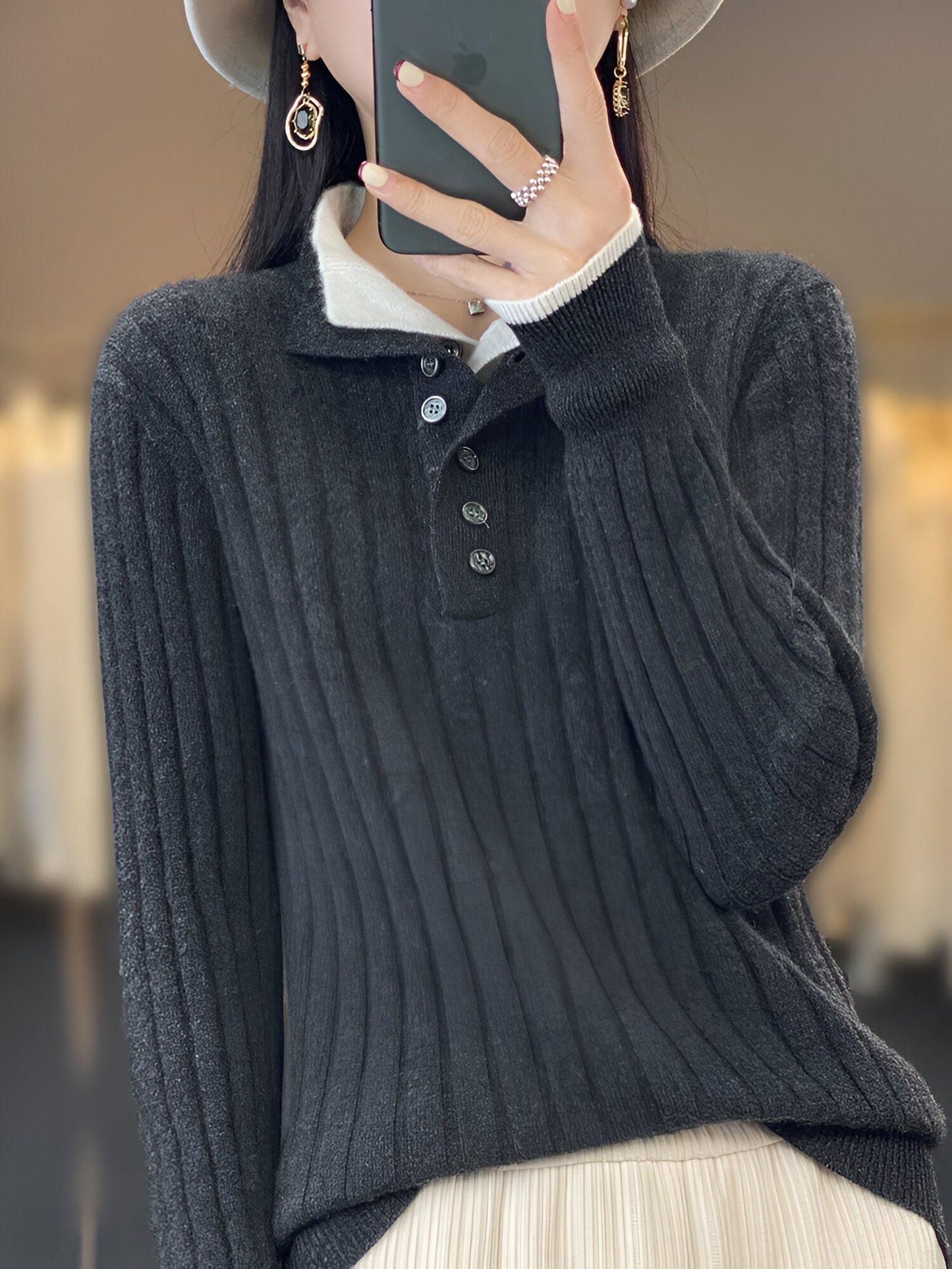 Dominika: Lässiger Strickpullover mit umgeklapptem Kragen