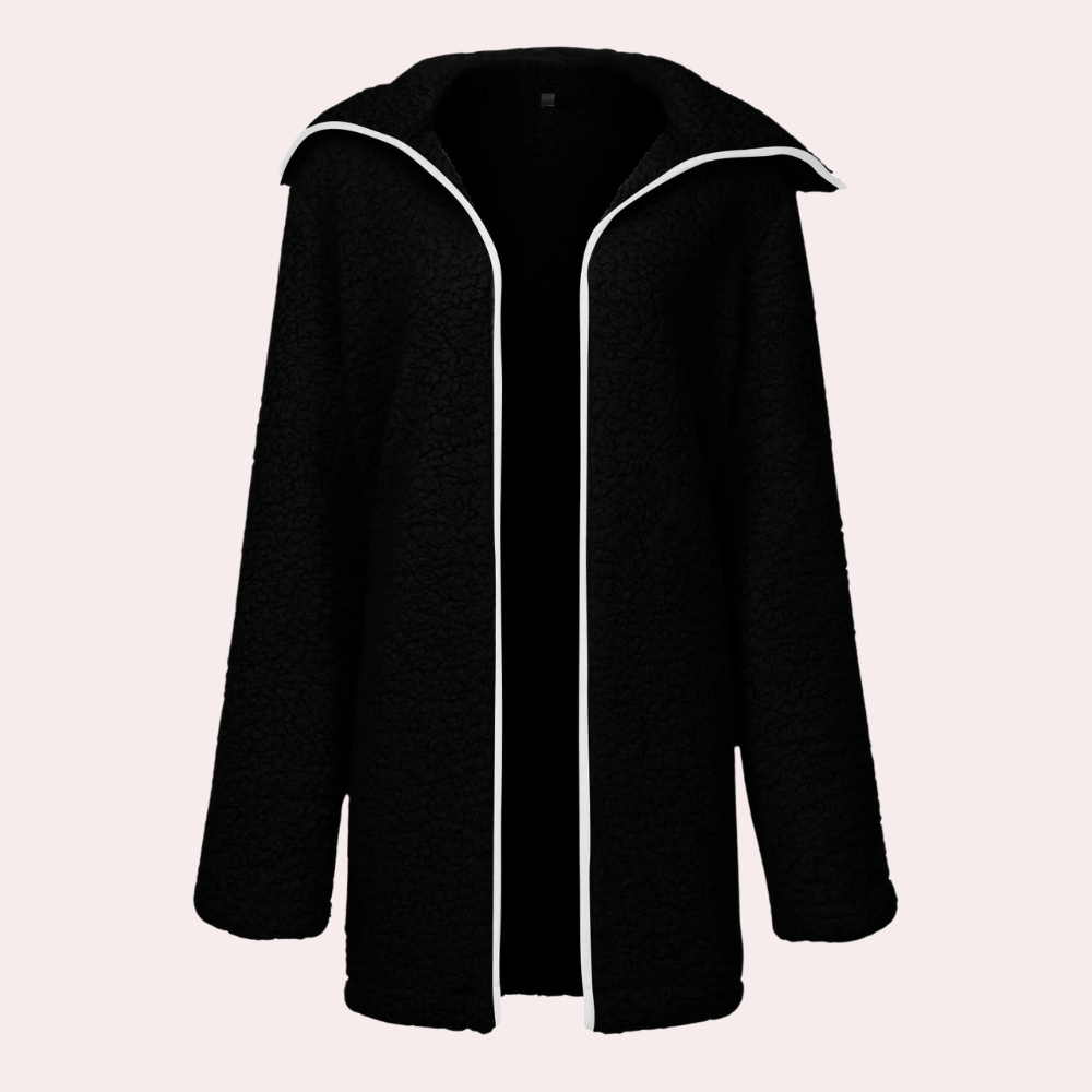 ModeGeist | Leichte Plüschjacke für Damen im Winter