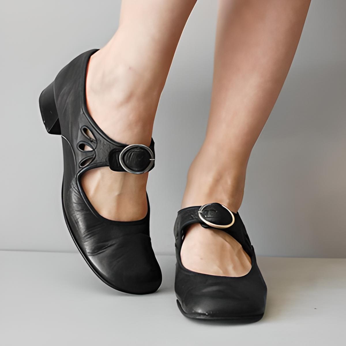 Leder-Keilsandalen mit Schnalle für Damen